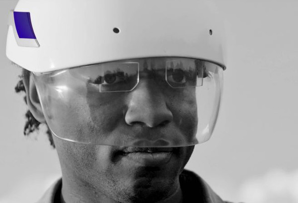 Daqri-Casque-Chantier-Lunettes-Connectées -1