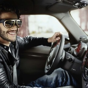 BMW lance MINI Augmented Vision : des lunettes à réalité augmentée pour&nbsp;conduire