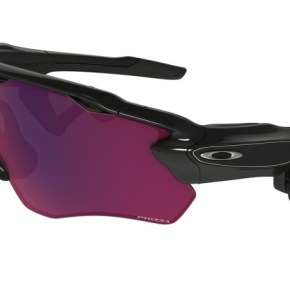 Ces lunettes de sport Oakley servent de coach&nbsp;sportif